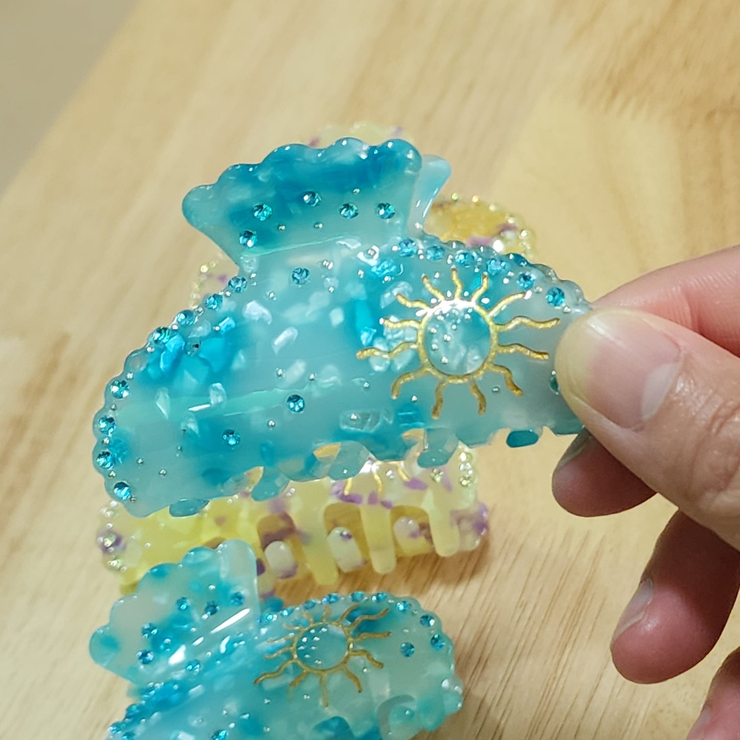 Sea Glitter Hair Claw